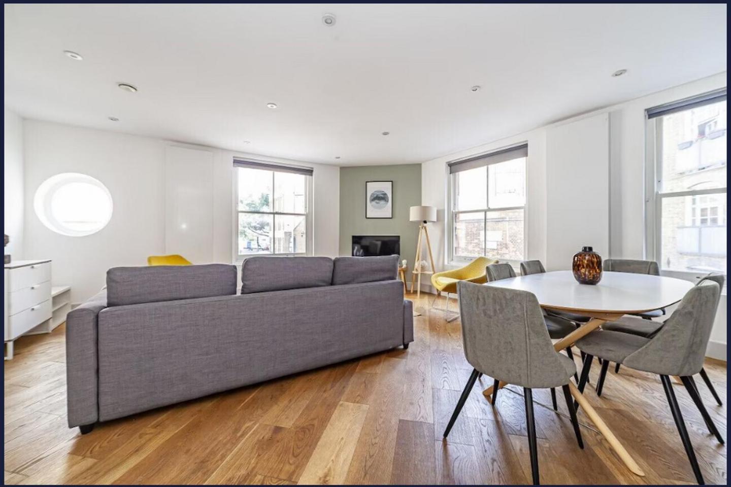 Deluxe Camden Apartment London