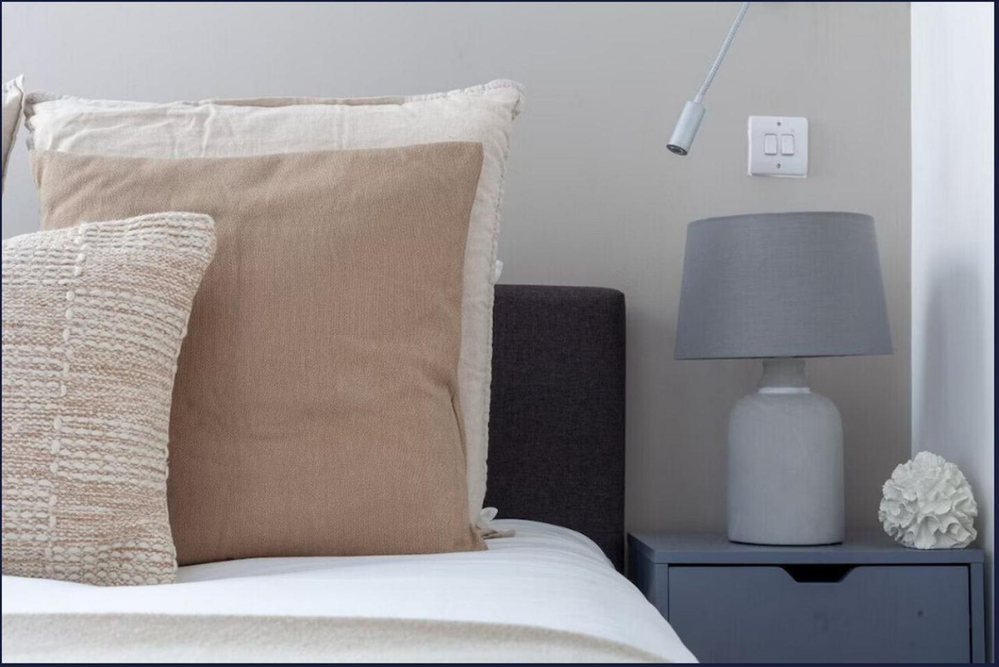 Deluxe Camden Apartment